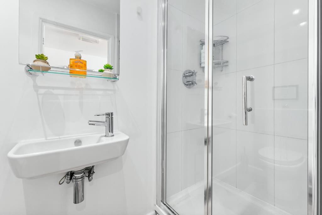 Spacious And Delightful Sleep 5 Piccadilly Vrc Londra Exterior foto